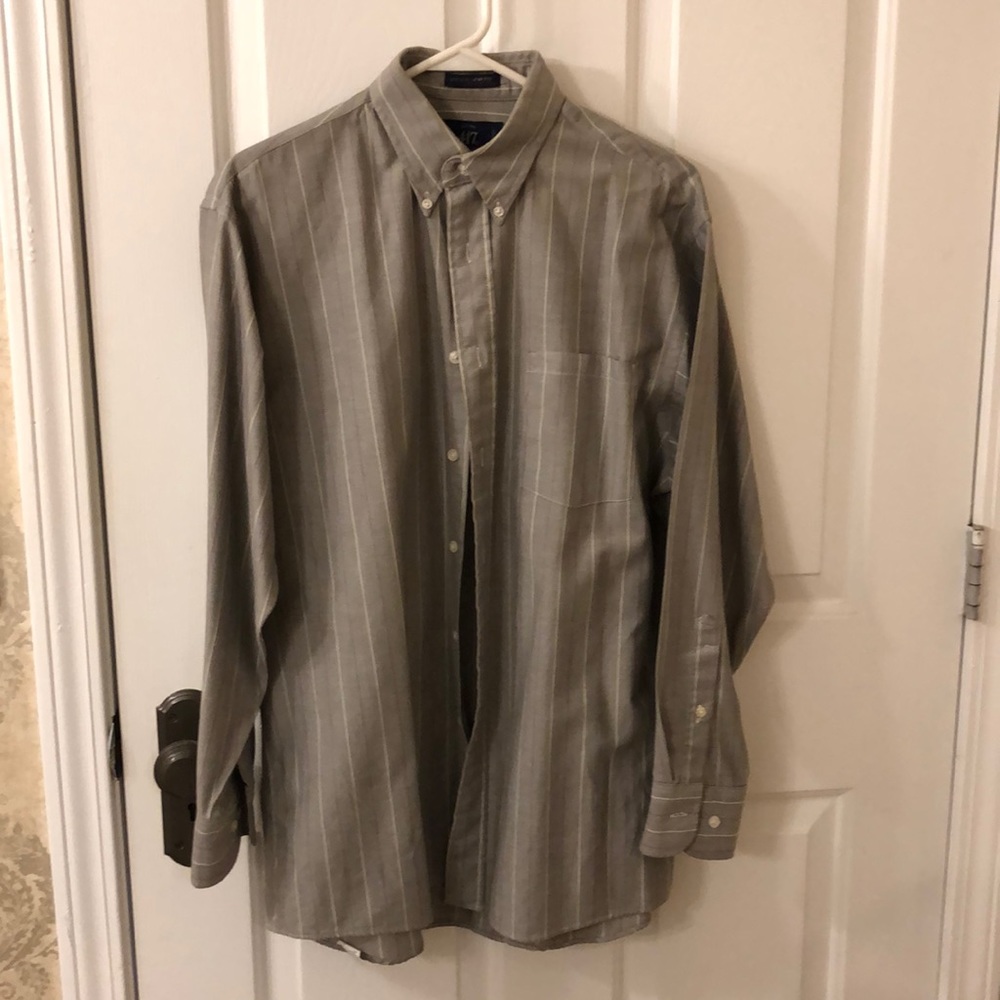 Men’s dress shirt